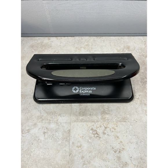 Other - Corporate Express CEB 900025 Heavy Duty 3-hole Punch Black